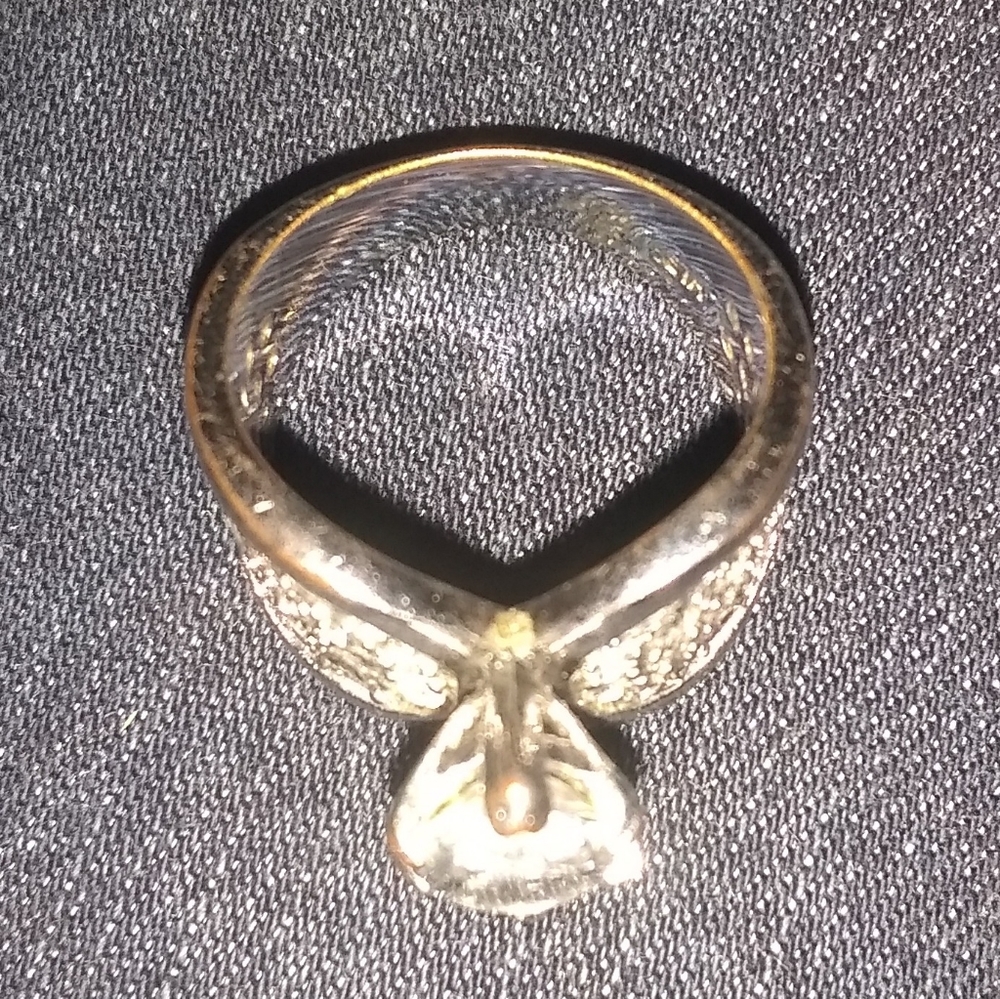 Beautiful ring - Picture 4 of 6